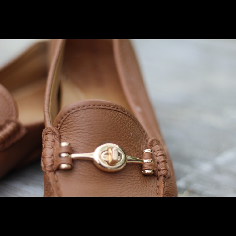 Coach flats